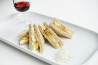 Club sandwich aux Brie et poires